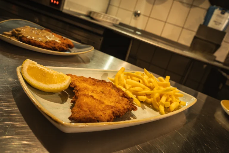 Restaurant Elvi Ele Radevormwald - Schnitzel